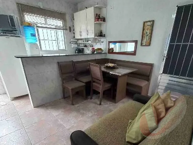 Casa com 40m² 1 quarto e 1 banheiro, à venda, no bairro Real em Praia Grande