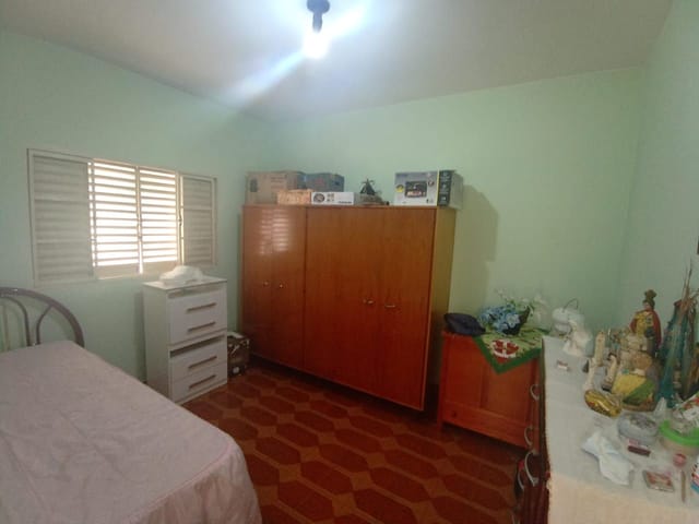 Casa com 328m² 3 quartos e 1 banheiro, à venda, no bairro Vila Fleming em São João da Boa Vista