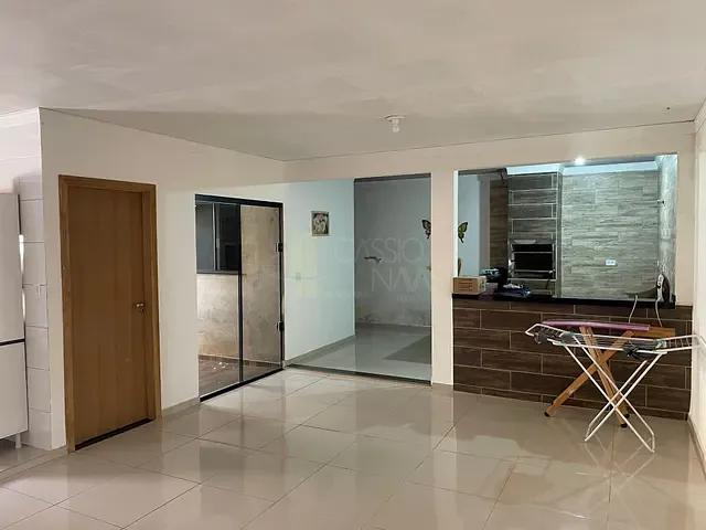 Casa com 300m² 3 quartos e 2 banheiros, à venda, no bairro Pirapó em Apucarana