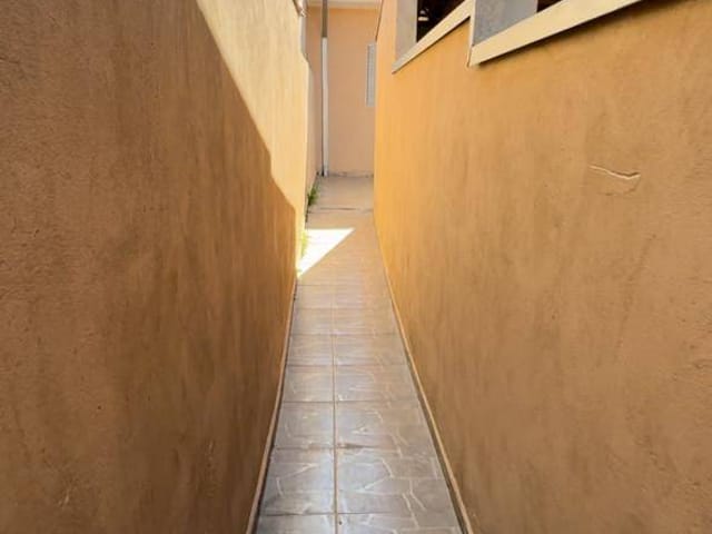 Casa 2 quartos e 1 banheiro, para alugar, no bairro Jardim Lisa em Campinas