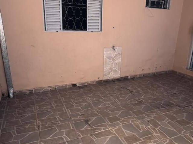 Casa 2 quartos e 1 banheiro, para alugar, no bairro Jardim Lisa em Campinas