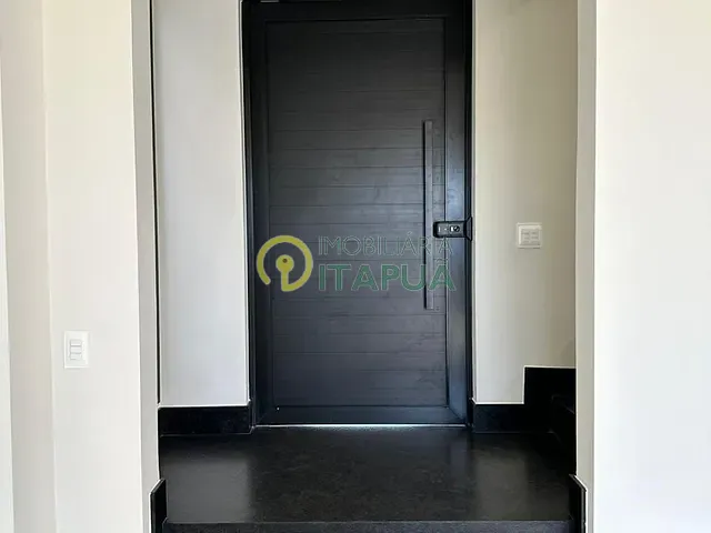 Casa com 273m² 3 quartos e 4 banheiros, à venda, no bairro Gleba Simon Frazer em Londrina
