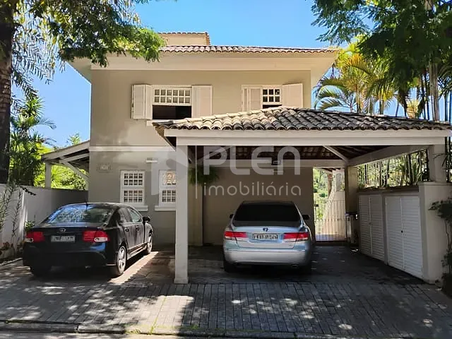 Casa com 300m² 4 quartos e 6 banheiros, à venda, no bairro Jardim Itatinga em São Paulo