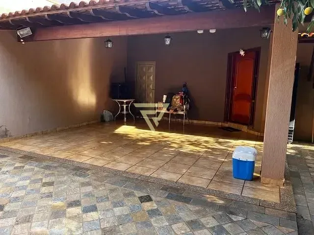 Casa com 387m² 3 quartos e 3 banheiros, à venda, no bairro Parque Residencial Cidade Universitária em Ribeirão Preto