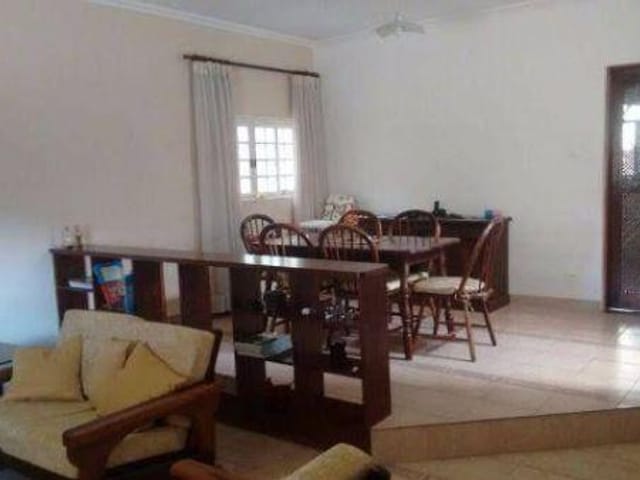 Foto do Casa - Casa 3 dormitórios. 1 suíte, 4 vagas, Urbanova | RUSSI IMÓVEIS
