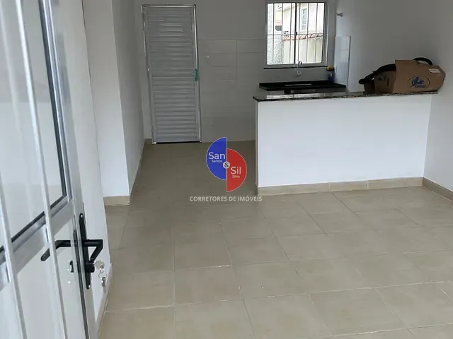 Casa 2 quartos e 1 banheiro, à venda, no bairro Ipiranga (Praia de Mauá) em Magé