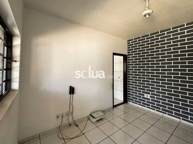 Casa com 420m² 3 quartos e 2 banheiros, à venda, no bairro Jardim Aparecida em Campinas