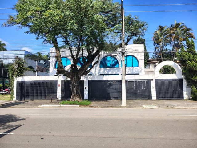 Casa para alugar, no bairro Jardim Everest em São Paulo