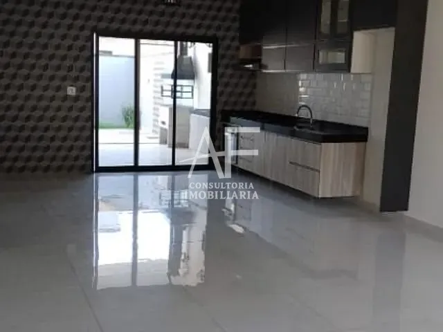 Casa com 250m² 3 quartos e 3 banheiros, à venda, no bairro Guedes em Tremembé