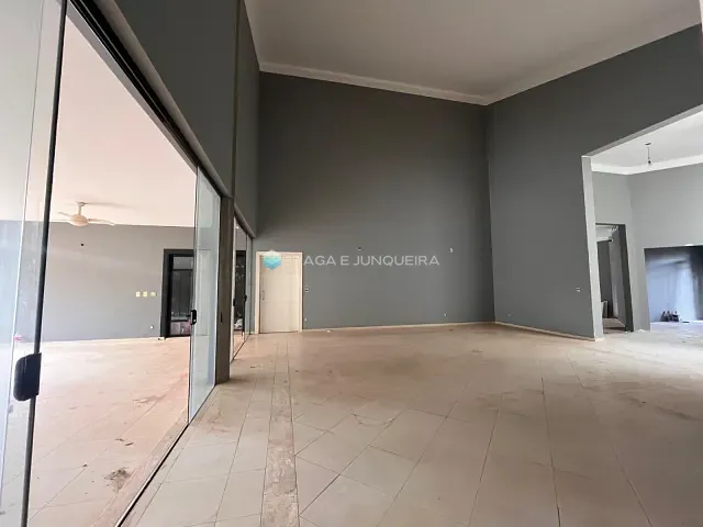Casa à venda, no bairro Jardim Francisco Fernandes em São José do Rio Preto