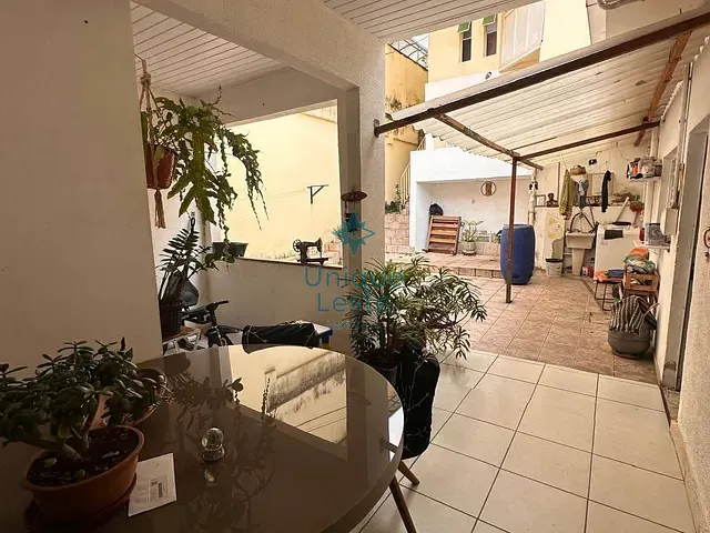 Casa 4 quartos e 5 banheiros, à venda, no bairro Sagrada Família em Belo Horizonte