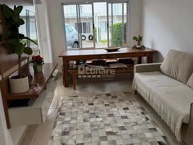 Casa 3 quartos e 3 banheiros, à venda, no bairro Alto Ipiranga em Mogi das Cruzes