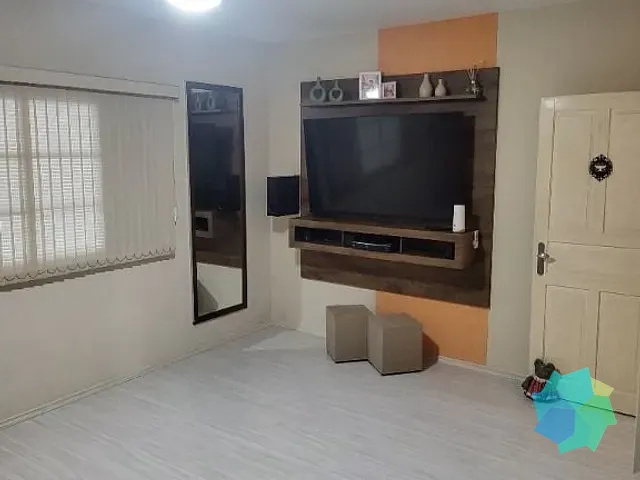 Casa com 250m² 2 quartos e 1 banheiro, à venda, no bairro Vila Romão em Salto