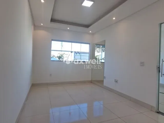 Casa com 200m² 3 quartos e 2 banheiros, à venda, no bairro Vila Oliveira em Aparecida de Goiânia