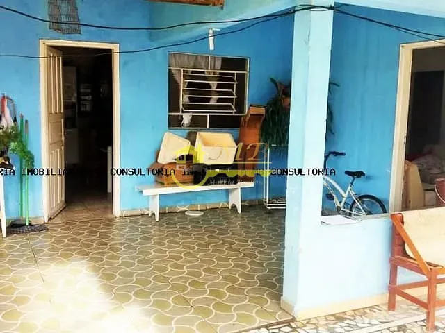 Casa com 295m² 4 quartos e 1 banheiro, à venda, no bairro Parque Dom Pedro II em Campinas