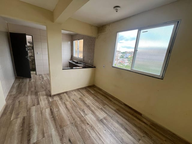 Casa 3 quartos e 1 banheiro, à venda, no bairro Miguel Rocha em Cataguases
