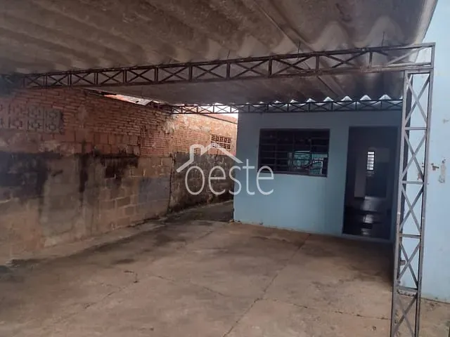 Casa com 250m² 4 quartos e 2 banheiros, à venda, no bairro Jardim Santa Rita de Cássia em Santa Bárbara D'Oeste