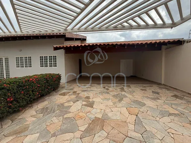 Casa com 340m² 4 quartos e 6 banheiros, para alugar, no bairro Jardim Aclimação em São José do Rio Preto
