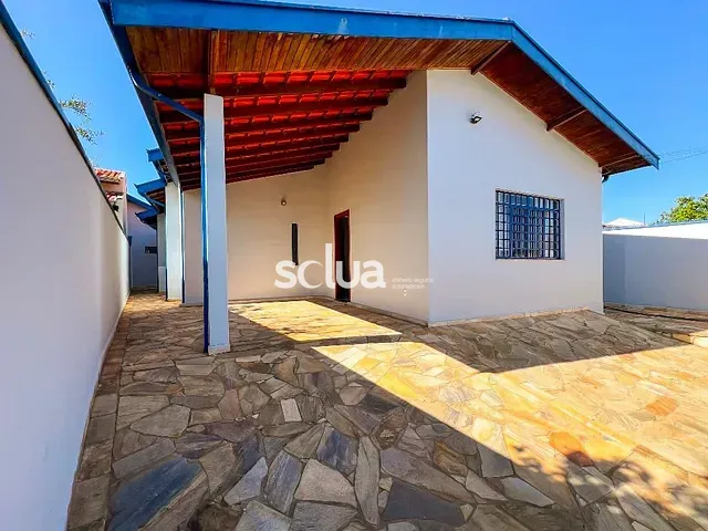 Casa com 300m² 3 quartos e 1 banheiro, à venda, no bairro Loteamento Residencial Fonte Nova em Valinhos