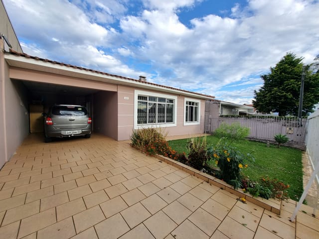 Casa com 390m² 3 quartos e 2 banheiros, à venda, no bairro Estrela em Ponta Grossa