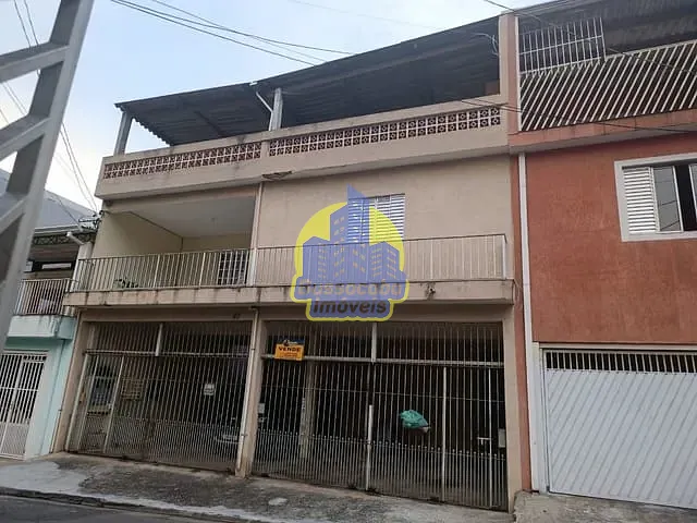 Casa com 200m² 4 quartos e 4 banheiros, à venda, no bairro Bussocaba em Osasco