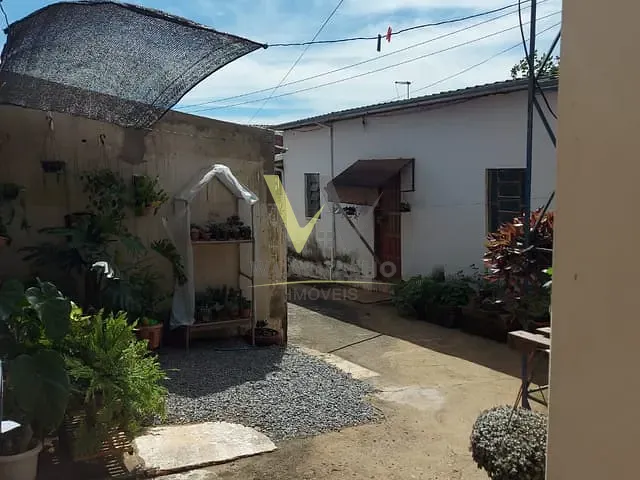 Casa com 460m² 2 quartos e 1 banheiro, à venda, no bairro Jardim Alexandrina em Anápolis