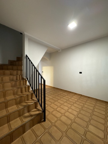 Casa 3 quartos e 2 banheiros, para alugar, no bairro Residencial Furlan em Santa Bárbara D'Oeste
