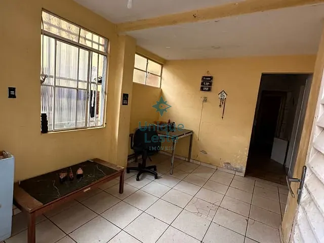 Casa 5 quartos e 4 banheiros, à venda, no bairro Vera Cruz em Belo Horizonte