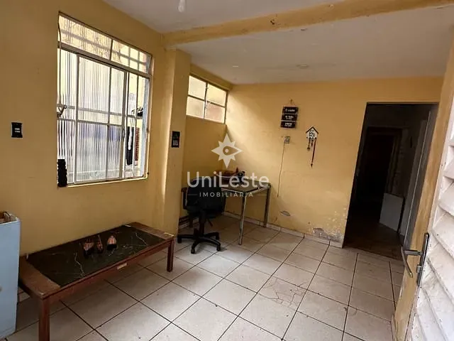 Casa 5 quartos e 4 banheiros, à venda, no bairro Vera Cruz em Belo Horizonte