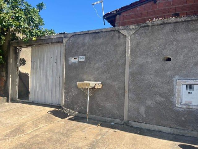 Casa com 180m² 2 quartos e 1 banheiro, à venda, no bairro Conjunto Habitacional Parque da Floresta em Campinas