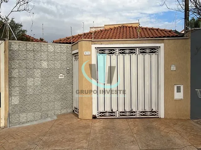 Casa com 199m² 3 quartos e 2 banheiros, à venda, no bairro JARDIM MARIA LUIZA IV em ARARAQUARA