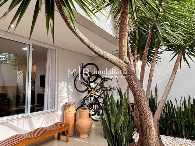 Casa 3 quartos e 2 banheiros, à venda, no bairro Monte Líbano em Lavras