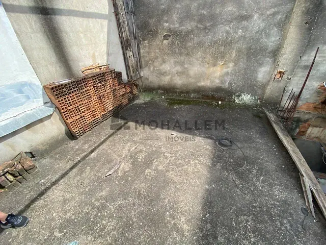 Casa 1 quarto e 1 banheiro, à venda, no bairro Avenida em Itajubá