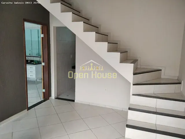 Casa 3 quartos e 1 banheiro, à venda, no bairro Jardim Belvedere/Cidade Nova em Volta Redonda