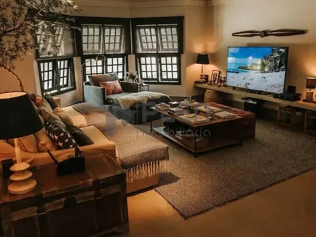 Casa 3 quartos e 4 banheiros, à venda, no bairro Alphaville em Santana de Parnaíba
