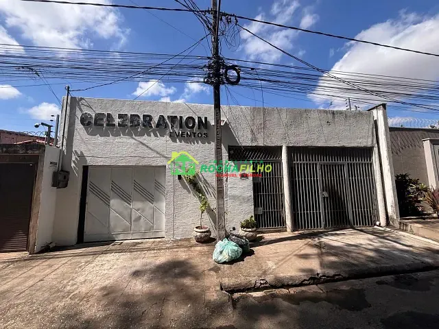 Casa com 710m², à venda, no bairro Centro em Timon