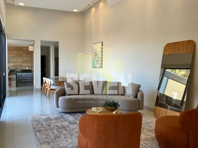 Casa com 601m², à venda, no bairro Jardim Shangri La em Bauru