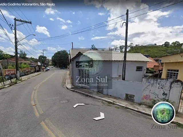 Casa com 205m² 2 quartos e 4 banheiros, à venda, no bairro Chave em Votorantim
