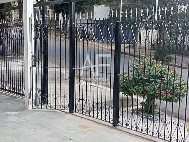 Casa com 250m² 4 quartos e 3 banheiros, à venda, no bairro Jardim Santa Clara em Taubaté