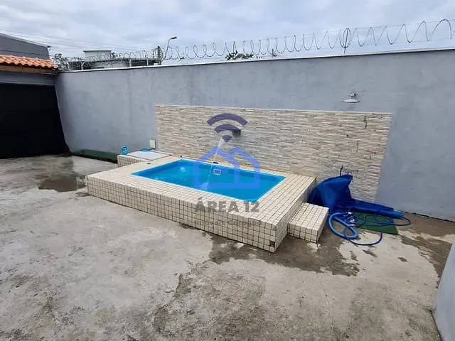 Casa com 250m² 1 quarto e 3 banheiros, à venda, no bairro Perequê Mirim em Caraguatatuba