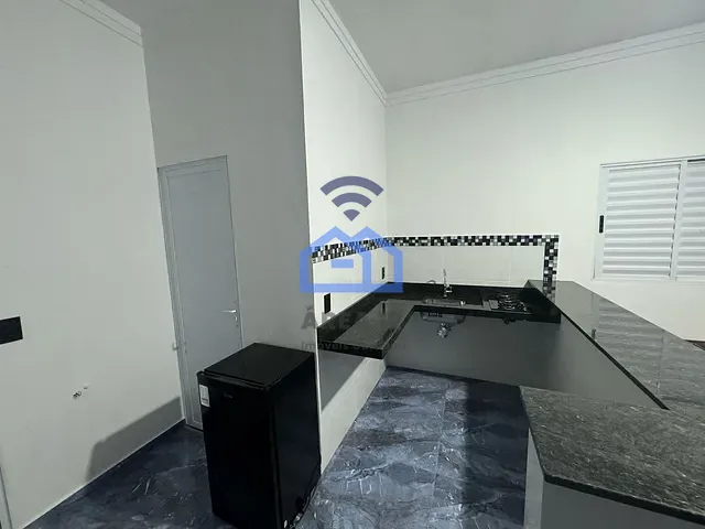 Casa com 250m² 1 quarto e 3 banheiros, à venda, no bairro Perequê Mirim em Caraguatatuba