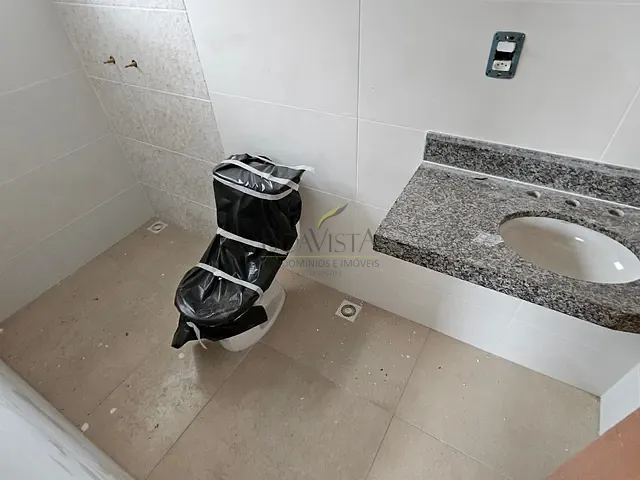 Casa 3 quartos e 2 banheiros, à venda, no bairro Jardim São Marcos em Bom Jesus dos Perdões