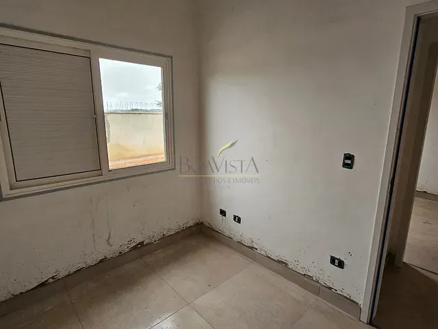 Casa 3 quartos e 2 banheiros, à venda, no bairro Jardim São Marcos em Bom Jesus dos Perdões