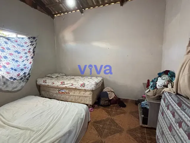Casa com 360m² 2 quartos e 1 banheiro, à venda, no bairro Setor Residencial Campos Elísios em Aparecida de Goiânia