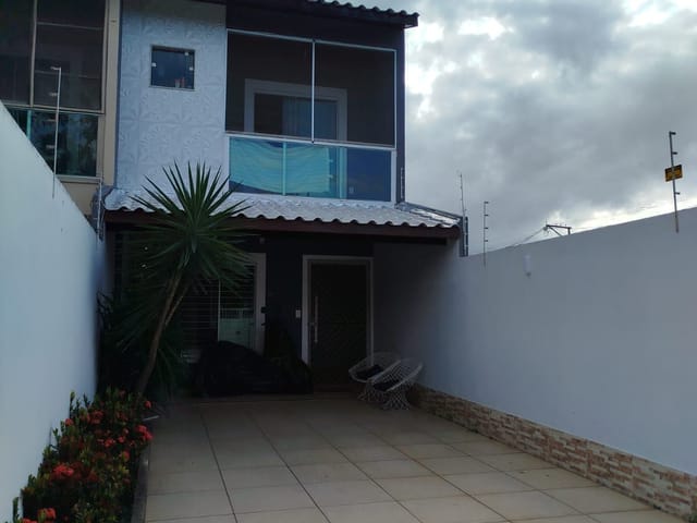 Casa com 240m² 3 quartos e 3 banheiros, à venda, no bairro Parque Jóquei Club em Campos dos Goytacazes