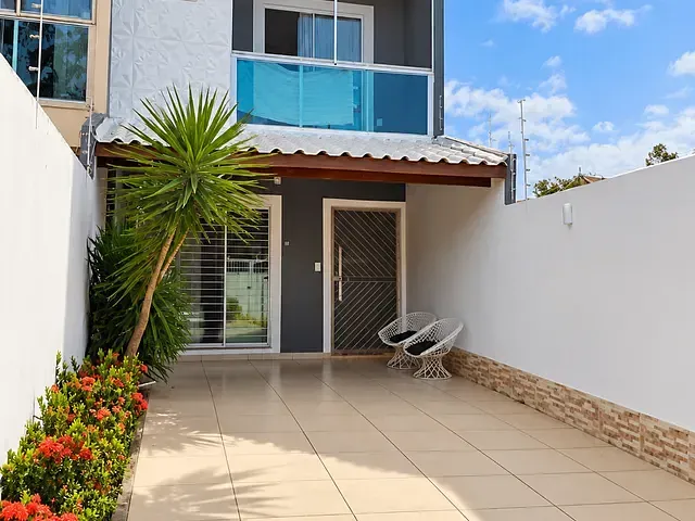Casa com 240m² 3 quartos e 3 banheiros, à venda, no bairro Parque Jóquei Club em Campos dos Goytacazes