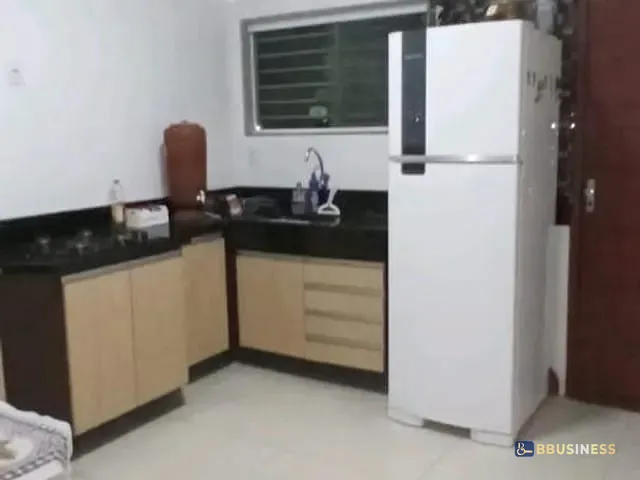 Casa com 240m² 3 quartos e 3 banheiros, à venda, no bairro Parque Jóquei Club em Campos dos Goytacazes