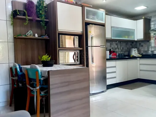 Casa com 180m² 2 quartos e 2 banheiros, à venda, no bairro Vila São José Bassa em Apucarana