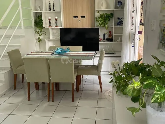 Casa com 141m² 3 quartos e 3 banheiros, à venda, no bairro Uruguai em Teresina