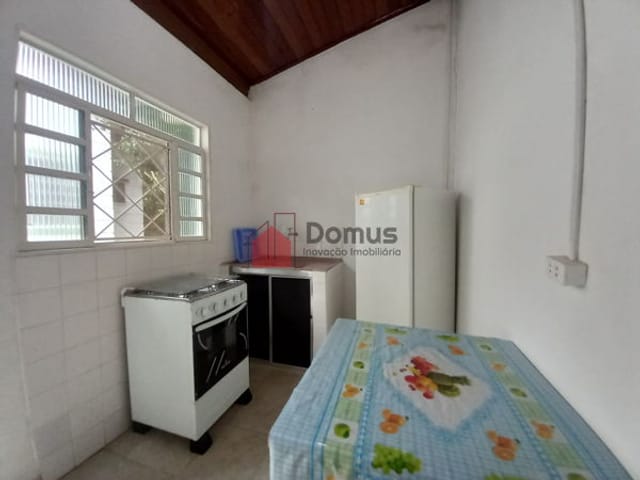 Casa para alugar, no bairro Jardim Cristina em Pindamonhangaba